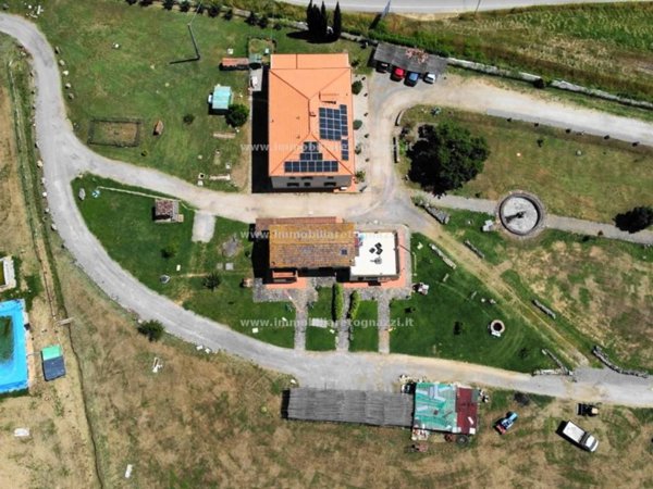 casa indipendente in vendita a Certaldo