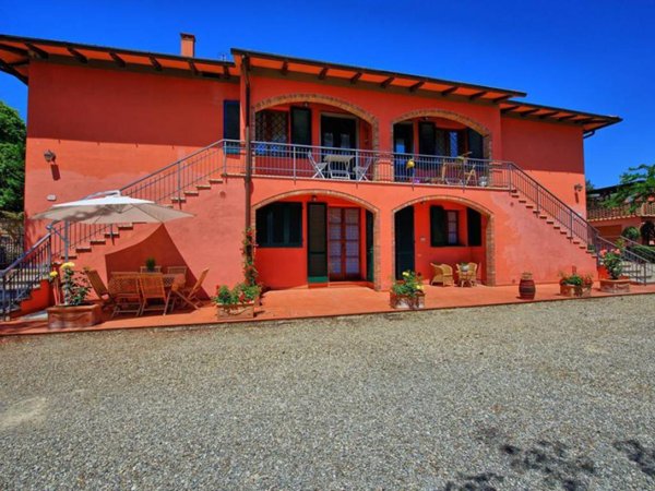 intera palazzina in vendita a Certaldo in zona Fiano