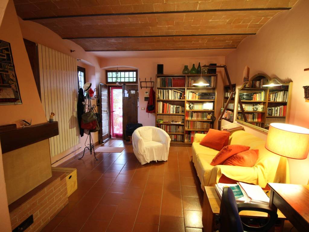 casa indipendente in vendita a Certaldo in zona Sciano