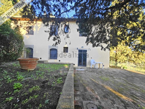 esavano in vendita a Certaldo