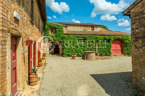 locale di sgombero in vendita a Certaldo