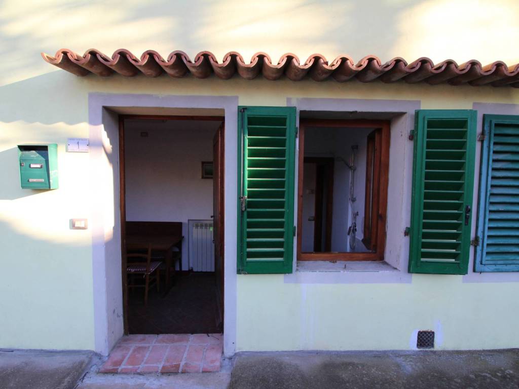 locale di sgombero in vendita a Certaldo in zona Fiano