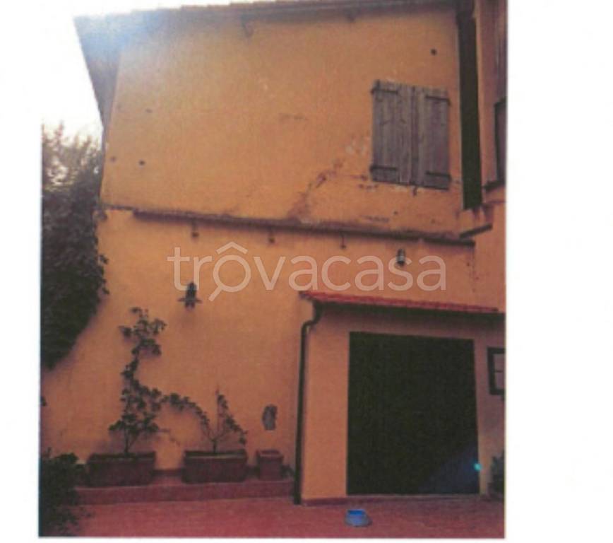 locale di sgombero in vendita a Certaldo