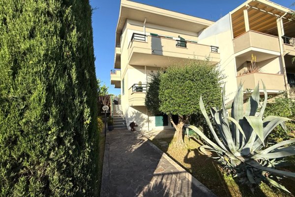 casa indipendente in vendita a Certaldo