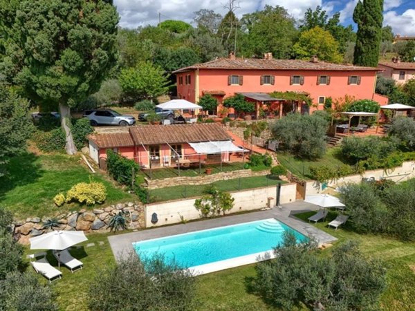 casa indipendente in vendita a Certaldo