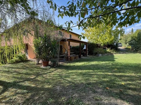 casa indipendente in vendita a Certaldo