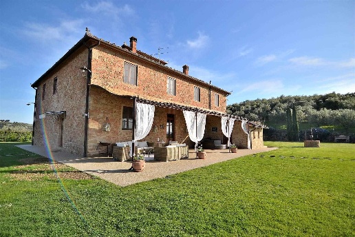 casa indipendente in vendita a Certaldo