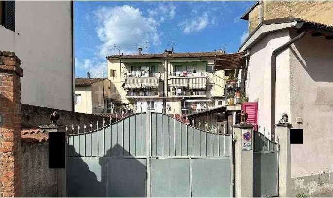 locale commerciale in vendita a Certaldo