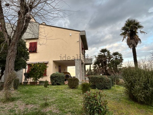 casa indipendente in vendita a Certaldo