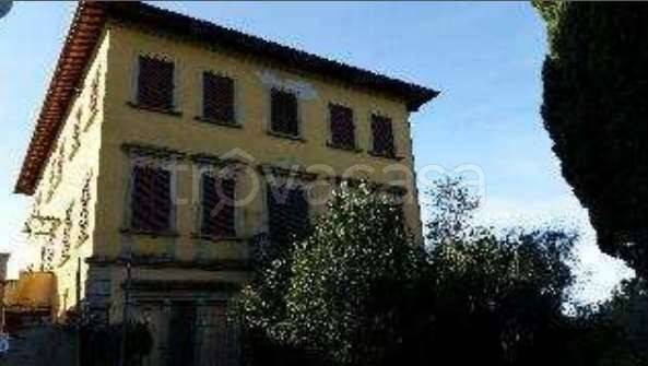 negozio in vendita a Certaldo