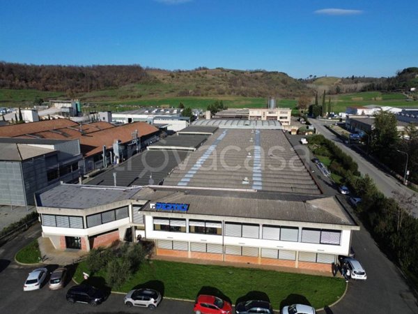 capannone in vendita a Certaldo