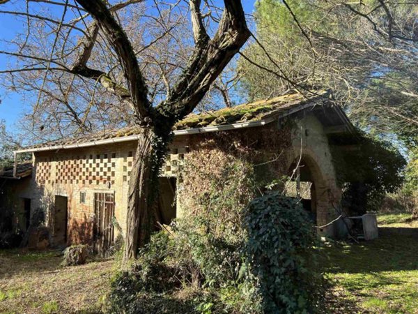 casa indipendente in vendita a Certaldo