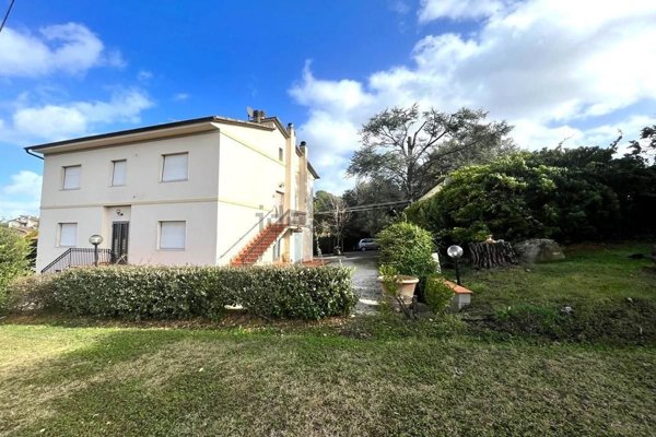 casa indipendente in vendita a Certaldo