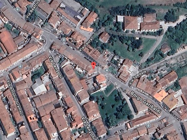 locale commerciale in vendita a Certaldo