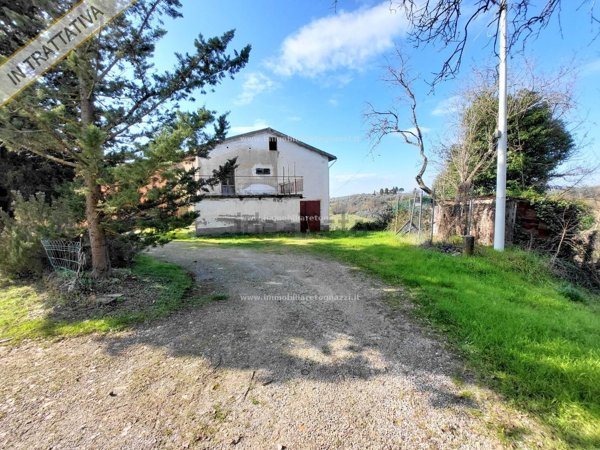 casa indipendente in vendita a Certaldo