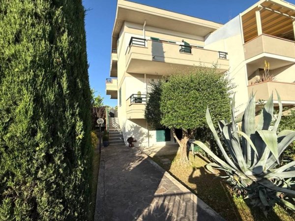 casa indipendente in vendita a Certaldo