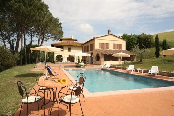 villa in vendita a Certaldo