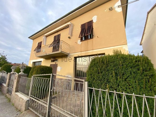 casa indipendente in vendita a Certaldo