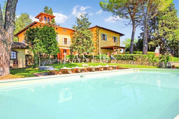 villa in vendita a Certaldo