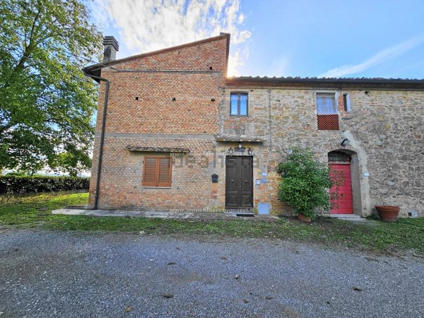 casa indipendente in vendita a Certaldo