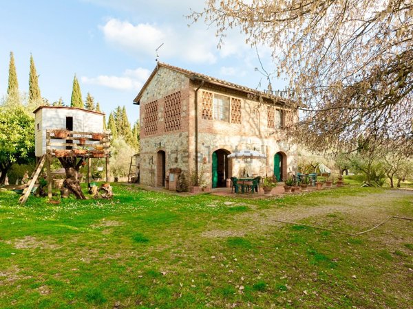 casa indipendente in vendita a Certaldo