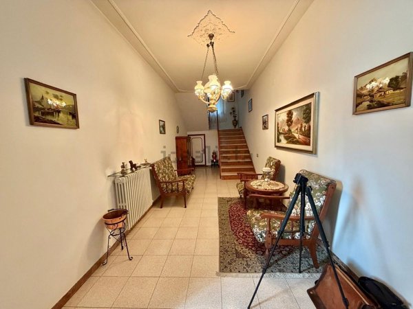 casa indipendente in vendita a Certaldo