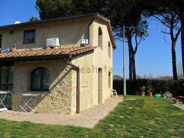 casa indipendente in vendita a Certaldo