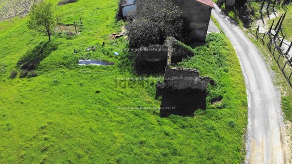casa indipendente in vendita a Certaldo