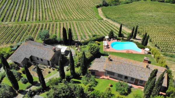 casa indipendente in vendita a Certaldo