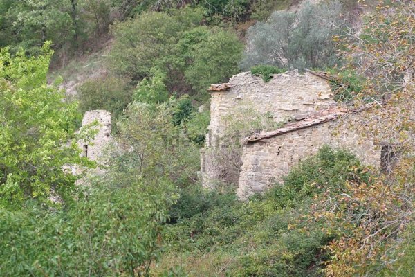 casa indipendente in vendita a Dicomano