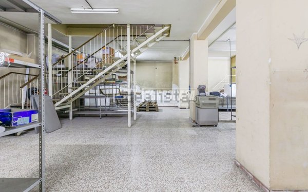 negozio in vendita a Dicomano