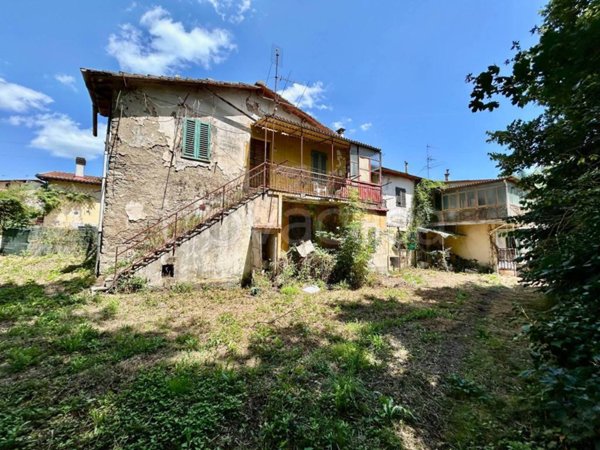 casa indipendente in vendita a Dicomano