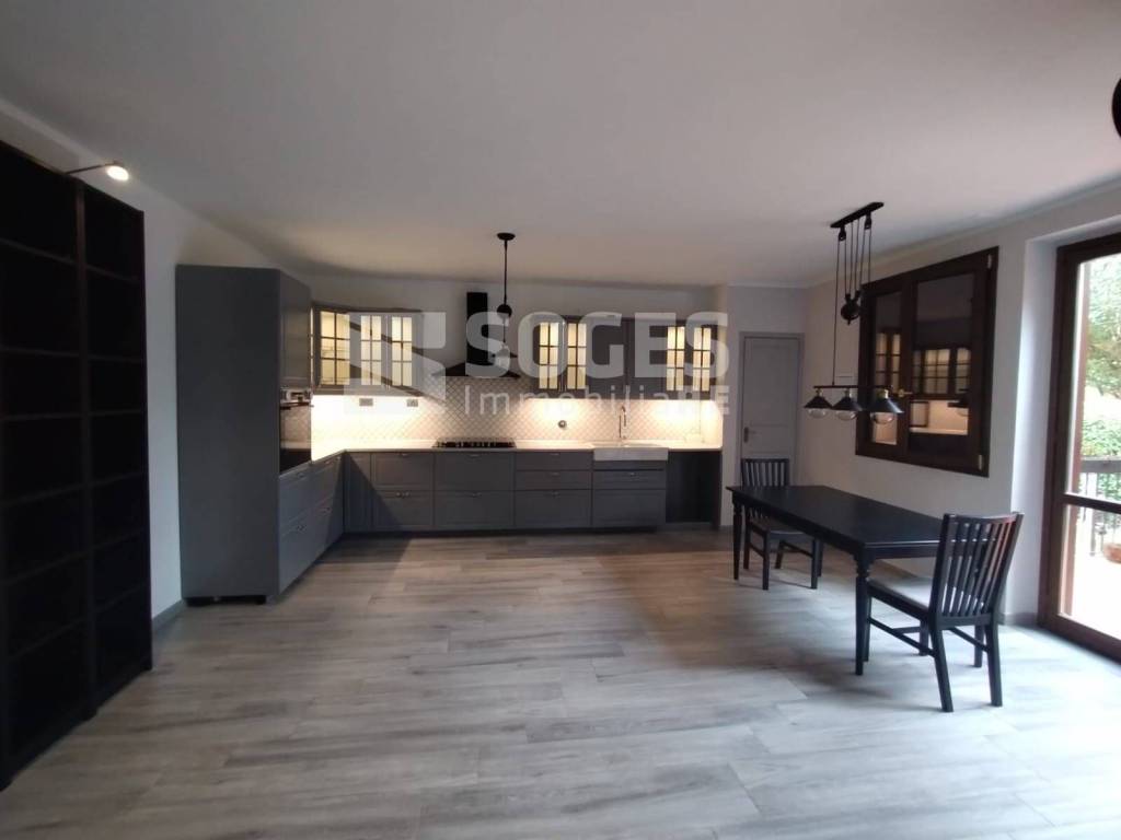 casa indipendente in vendita a Dicomano