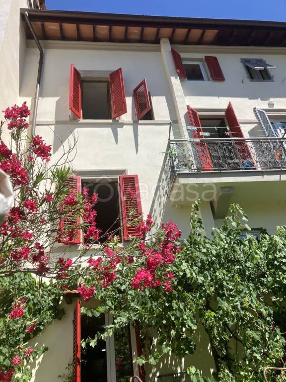 casa indipendente in vendita a Dicomano