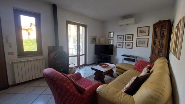 casa indipendente in vendita a Dicomano