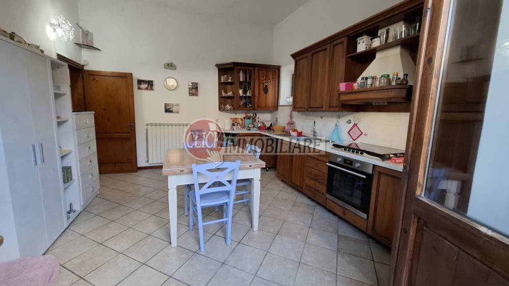 appartamento in vendita a Dicomano
