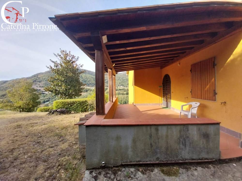 casa indipendente in vendita a Dicomano in zona Frascole