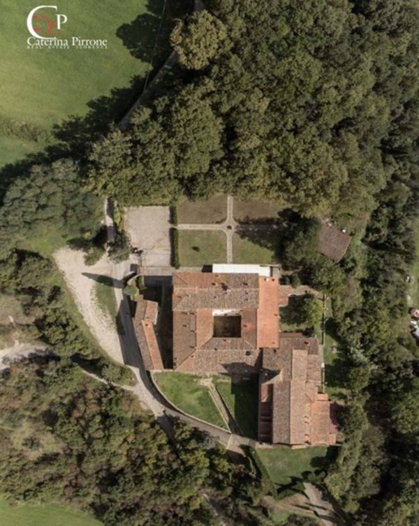 casa indipendente in vendita a Dicomano in zona Contea