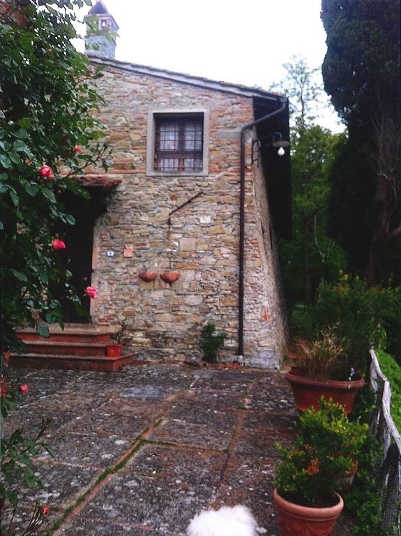 casa indipendente in vendita a Dicomano in zona Contea