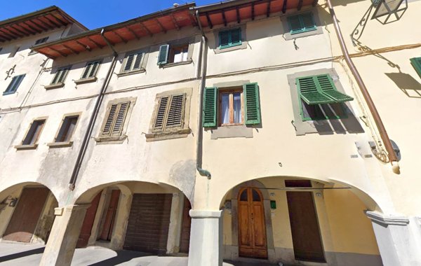 casa indipendente in vendita a Dicomano