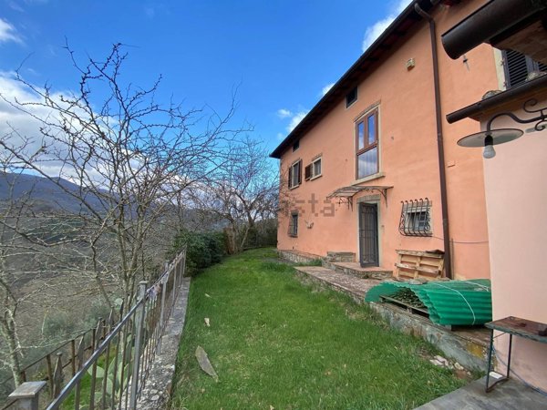 appartamento in vendita a Dicomano