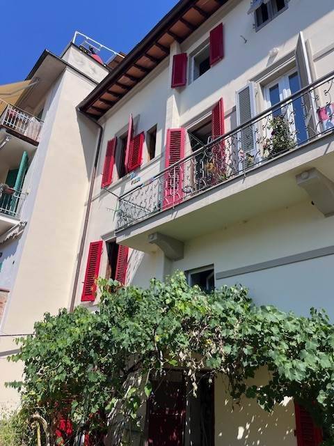 casa indipendente in vendita a Dicomano