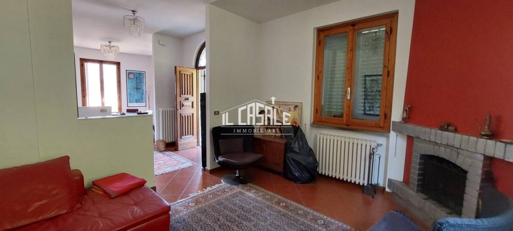 casa indipendente in vendita a Dicomano