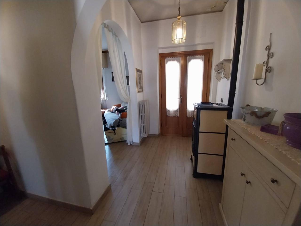 casa indipendente in vendita a Dicomano