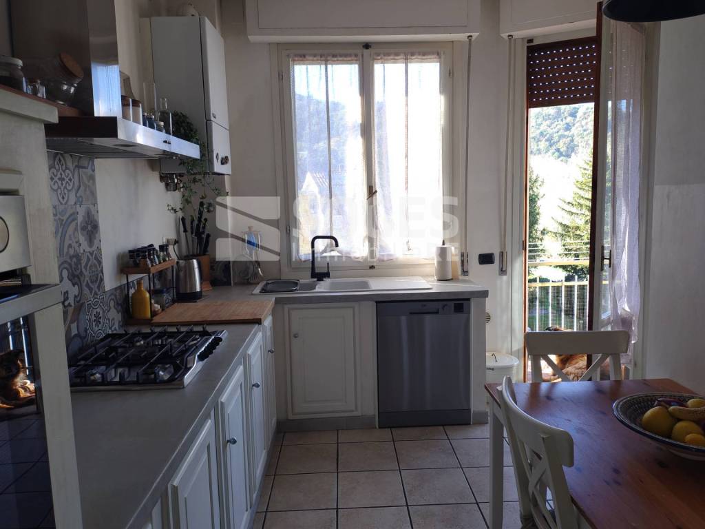 appartamento in vendita a Dicomano