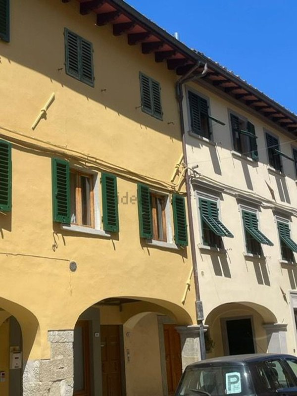 appartamento in vendita a Dicomano