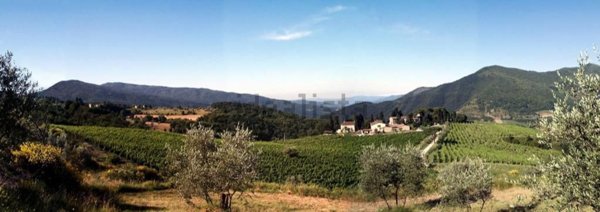 casa indipendente in vendita a Dicomano