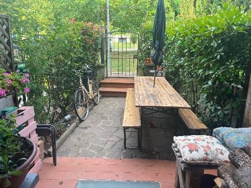 casa indipendente in vendita a Dicomano