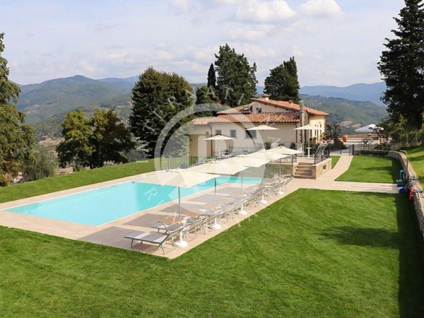 villa in vendita a Dicomano