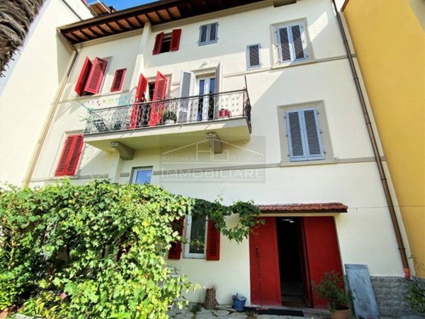 casa indipendente in vendita a Dicomano